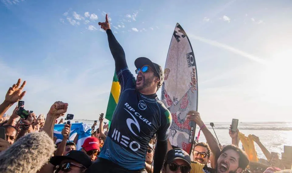 ÍTALO FERREIRA CAMPEÃO MUNDIAL DE SURF!!