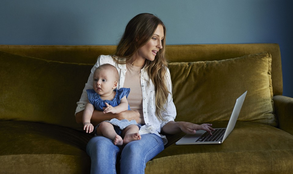 Filhos de mães que dão à luz aos 30 anos são mais inteligentes