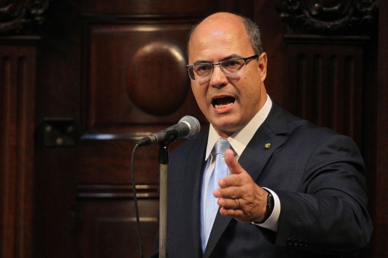 Insatisfeito, Witzel reclama do salário que ganha como governador do Rio