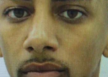 Após cinco dias de buscas corpo de homem que desapareceu após salvar enteado em praia do RJ é encontrado