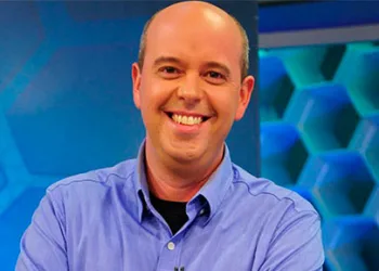 Apresentador Alex Escobar Sofre acidente no RJ( Fotos)