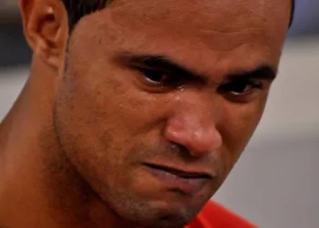 Goleiro Bruno vive hoje na miséria…
