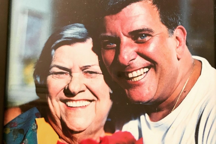 Corpo de Hilda Rebello é cremado no Rio
