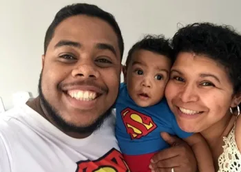 Michele que foi baleada na cabeça ano passado, passa mal, é internada e família pede orações