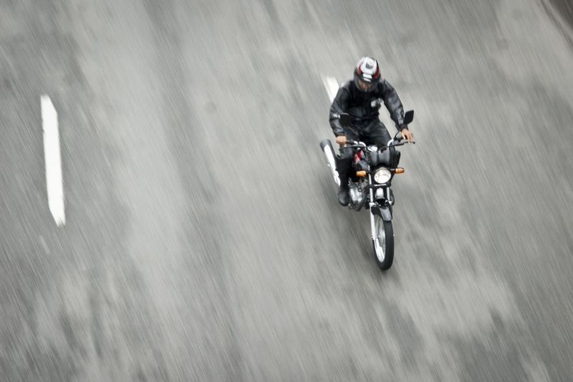 De cada dez atendimentos por acidente no SUS, oito são motociclistas