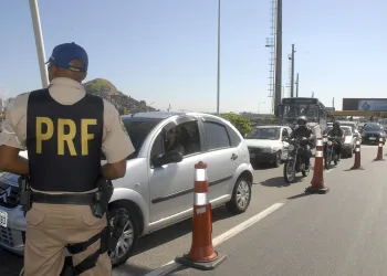 PRF intensifica fiscalização nas rodovias do Rio de Janeiro