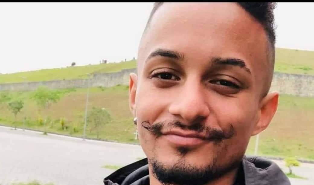 CANTOR DE RAP BRASILEIRO SE MATA AO VIVO AOS 23 ANOS