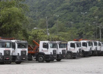 Após liminar, coleta de lixo é retomada na Zona Oeste do Rio
