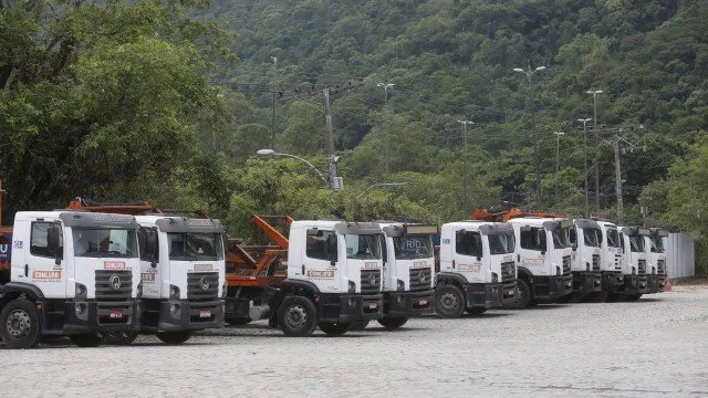 Após liminar, coleta de lixo é retomada na Zona Oeste do Rio