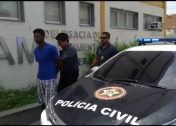 Biscateiro é preso após torturar, espancar e cortar os cabelos da mulher