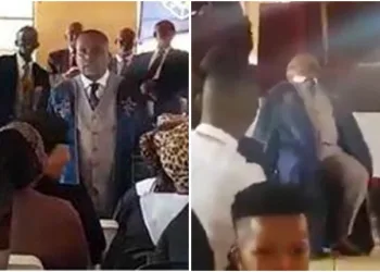 Pastor  morre enquanto pregava dentro de sua igreja; vídeo