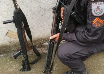 Quatro suspeitos ficam feridos durante operações na Baixada e no Centro
