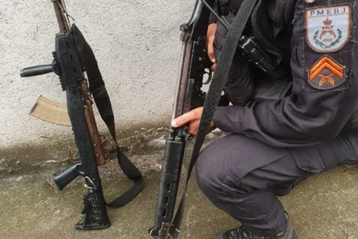 Quatro suspeitos ficam feridos durante operações na Baixada e no Centro