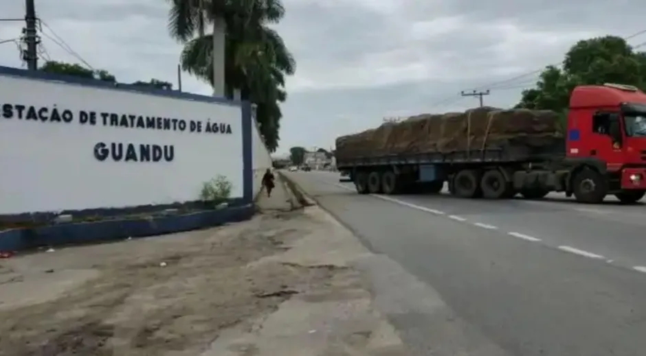 Cedae recebe máquinas para combater poluição na água consumida no Rio