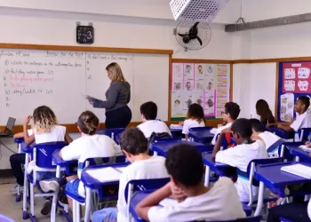 Procon Carioca dá dicas aos pais sobre os cuidados que devem tomar na volta às aulas