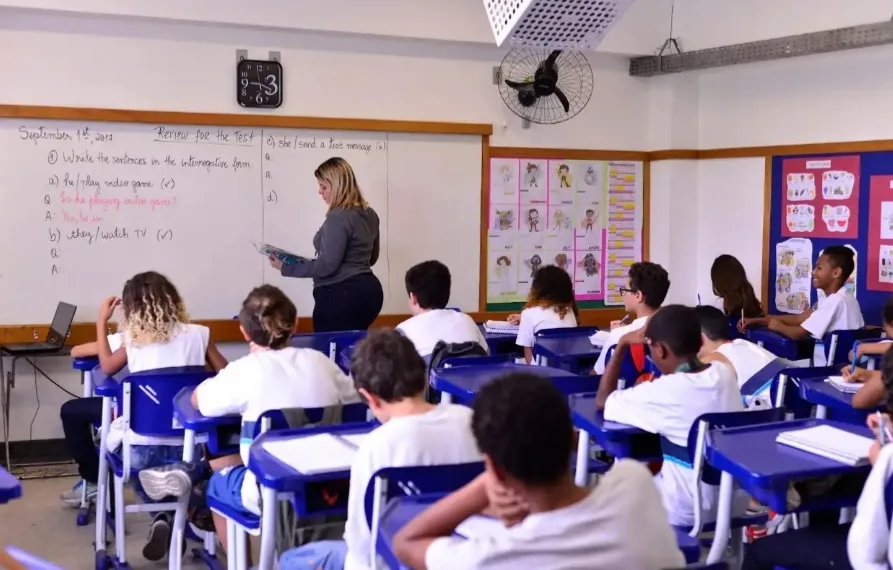 Procon Carioca dá dicas aos pais sobre os cuidados que devem tomar na volta às aulas