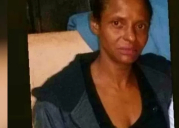 Grávida e esfaqueada, escreve o nome do suspeito com o próprio sangue  e morre em  seguida