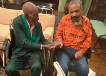 Em homenagem à cultura, Prefeitura promove encontro histórico de Nelson Sargento com Arlindo Cruz