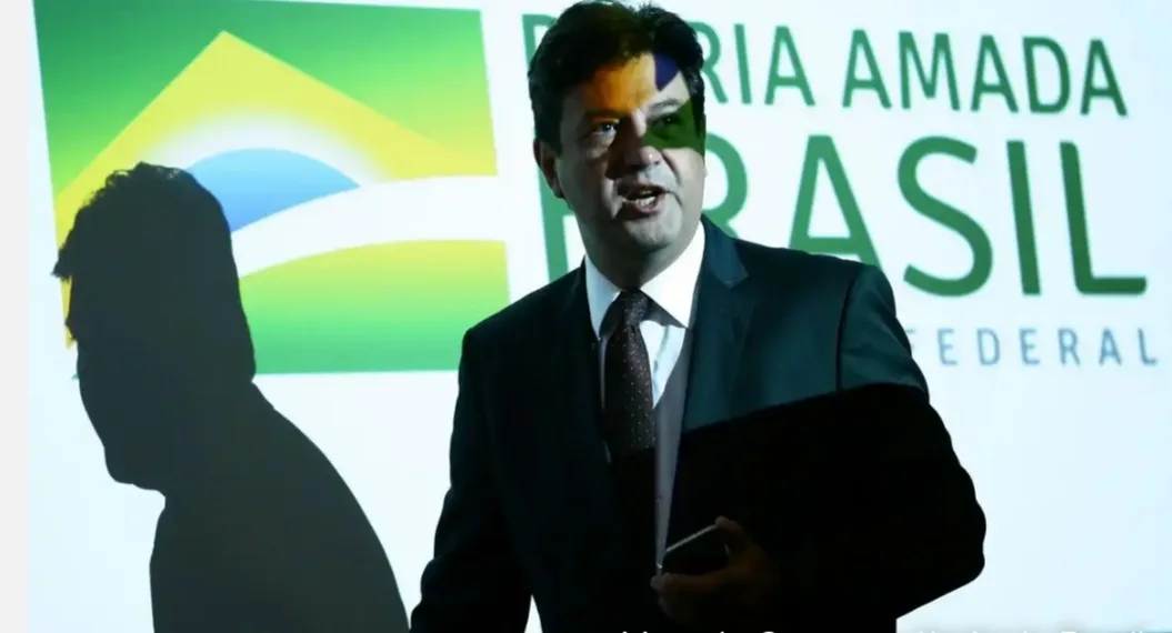 Ministro confirma primeiro caso suspeito de coronavírus no Brasil