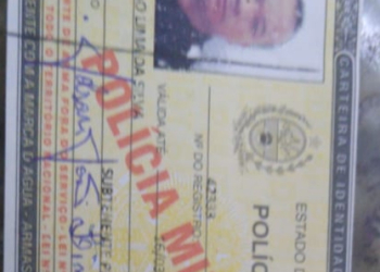 Policial e esposa baleados em assalto na avenida Brasil