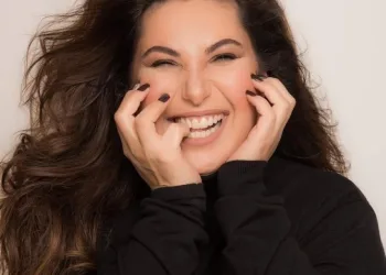 ATRIZ SOFRE ACIDENTE NO RJ