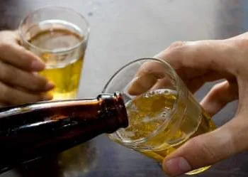 CERVEJA CONTAMINADA COM DIETILENOGLICOL MATA UM E DEIXA SETE INTERNADOS
