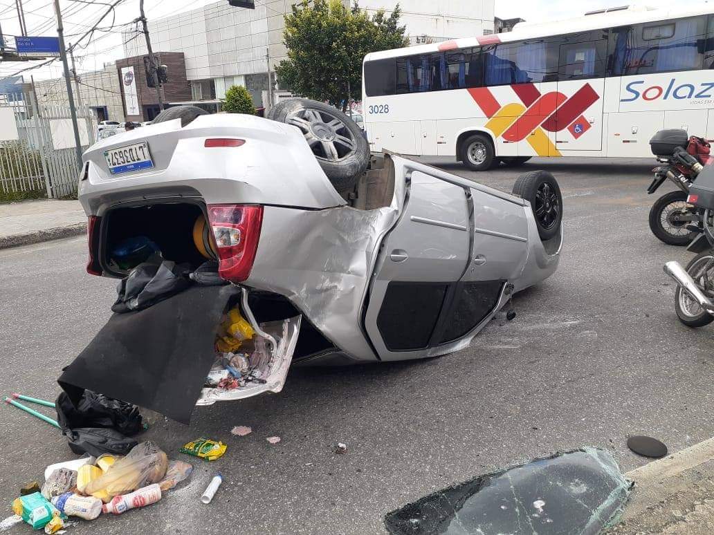 ACIDENTE DE CARRO EM CAMPO GRANDE!!