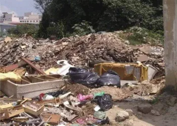 MORADORES REVOLTADOS COM LIXÃO EM CAMPO GRANDE