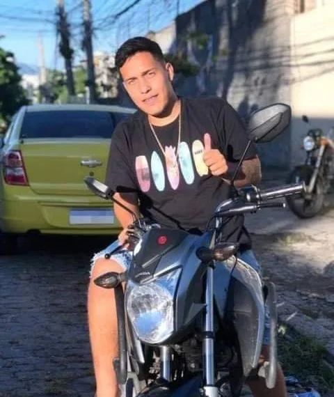 OREM POR MIM’, PEDE MOTOBOY INTERNADO APÓS TER CORPO INCENDIADO PELA EX NAMORADA