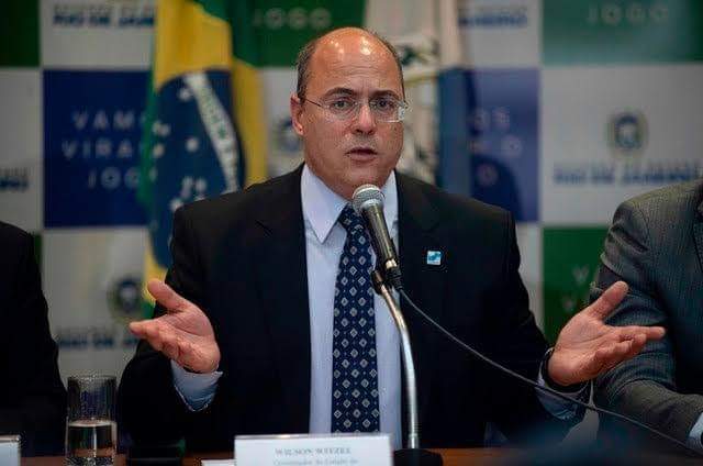 WITZEL DIZ QUE SITUAÇÃO DA ÁGUA DA CEDAE SERÁ RESOLVIDA EM ‘NO MÁXIMO’ UMA SEMANA