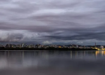 VAI CHOVER AMANHÃ? VEJA A PREVISÃO DO TEMPO