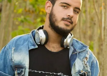 Jovem morre após ser atingido por fio de alta tensão no RJ