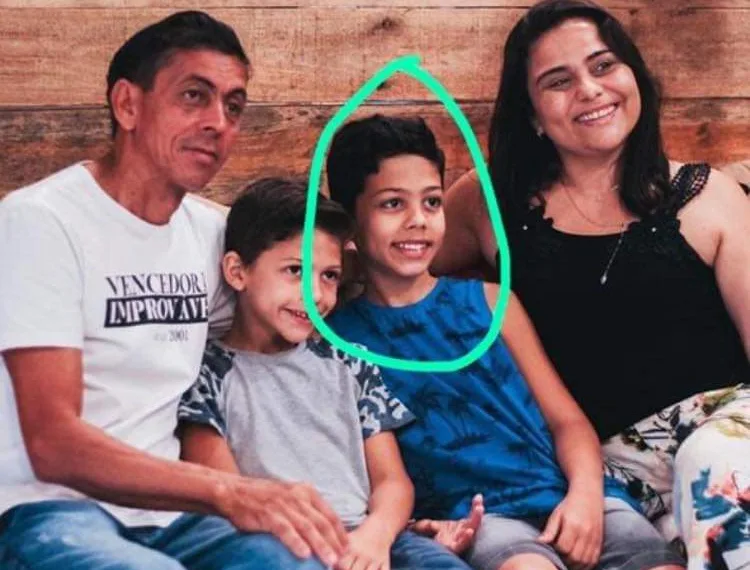 O menino Guilherme precisa de um milagre!! Orações pela sua vida