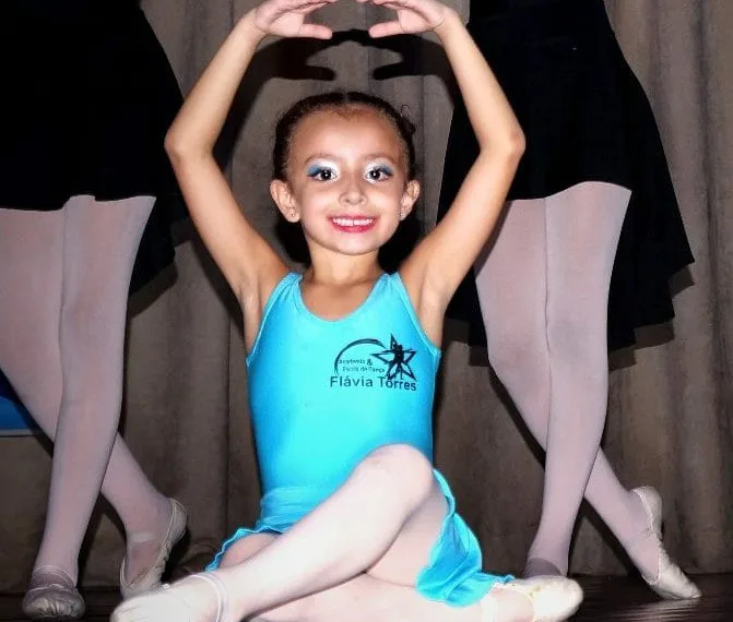 LAVINYA VELASCO: DE CAMPO GRANDE PARA O BALÉ BOLSHOI NA RÚSSIA