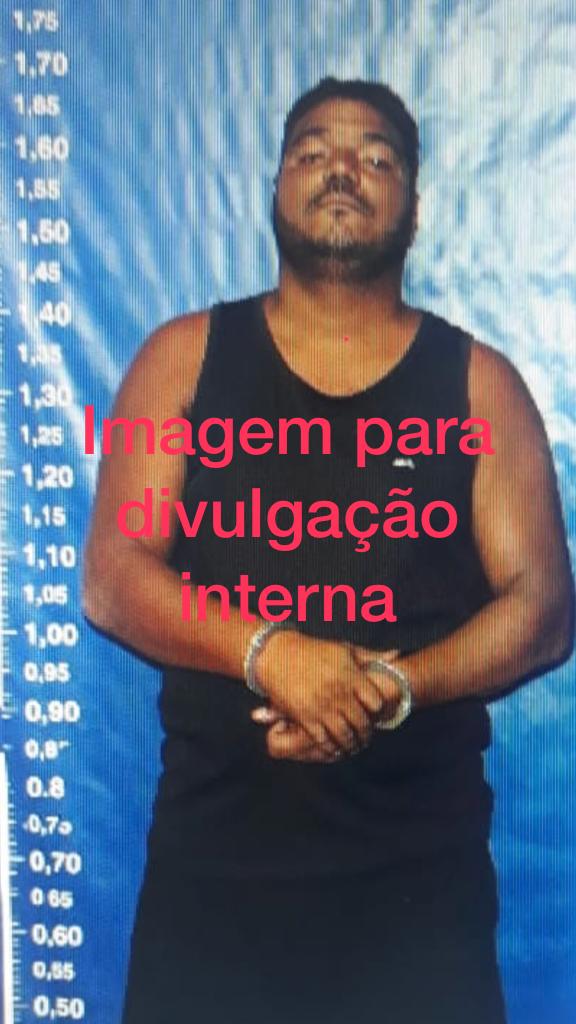 TRAFICANTE BATE NA MULHER E É PRESO NA ZONA OESTE