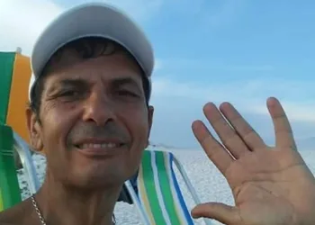 MOTOCICLISTA MORTO NO RJ COM CORTE NO PESCOÇO PROVOCADO POR LINHA CHILENA ERA ITALIANO