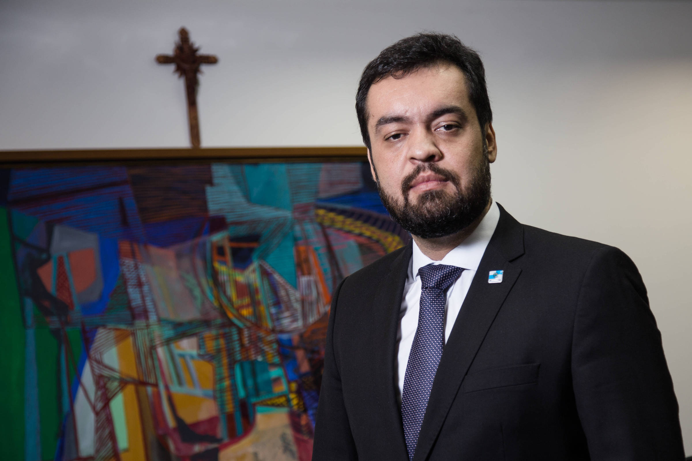 Vice Governador do Rio, Claudio Castro, é internado com meningite viral