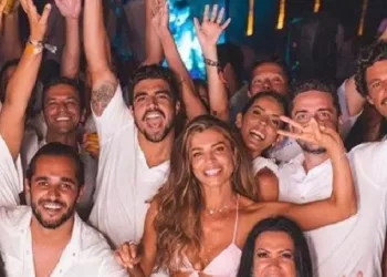 O réveillon inesquecivel  de Grazi Massafera e Caio Castro