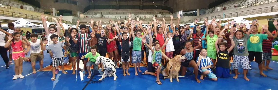 Caravana Carioca de Férias agita o Centro esportivo em Campo Grande com atividades para crianças e responsáveis