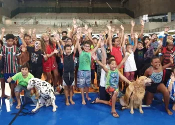 Caravana Carioca de Férias agita o Centro esportivo em Campo Grande com atividades para crianças e responsáveis