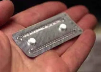 Jovem de 19 anos diz já ter tomado tantas pílulas do dia seguinte que está em 2050.