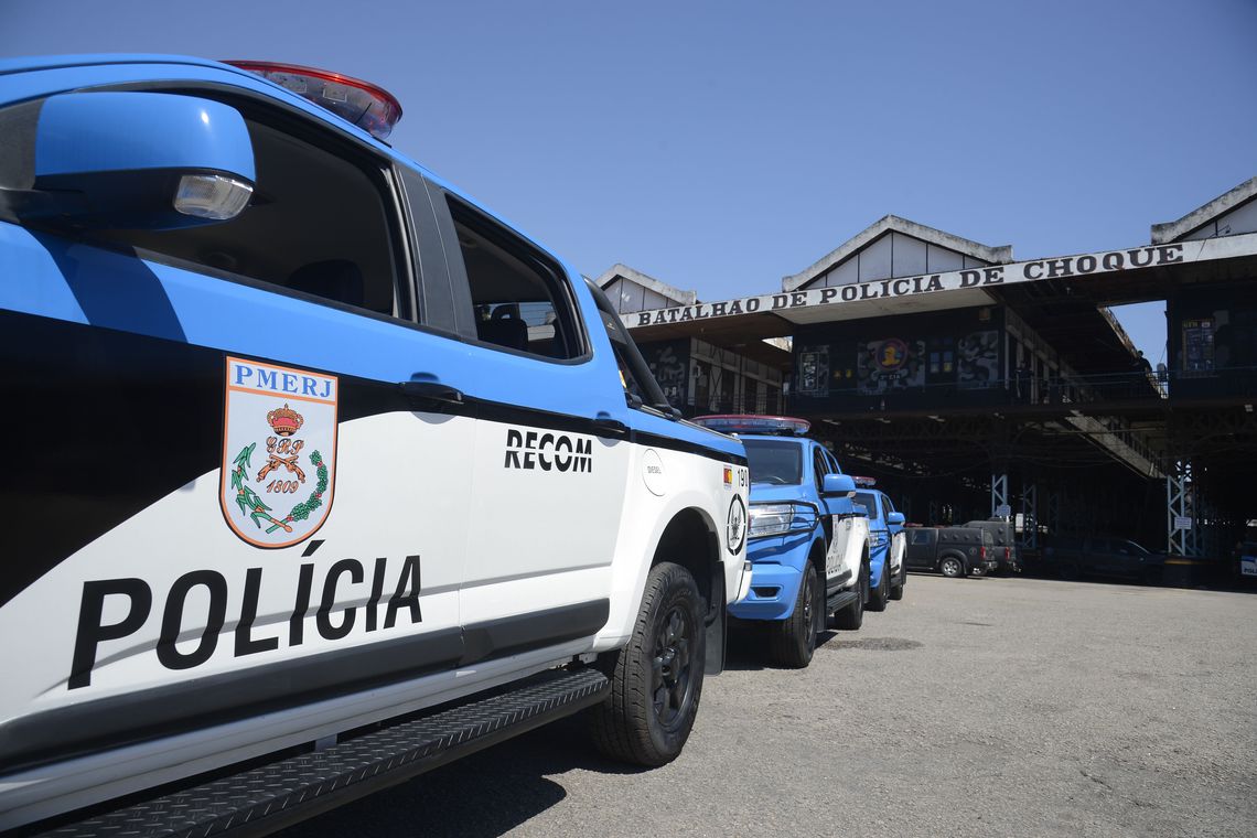 Rio: PM prendeu 25 pessoas e apreendeu 14 armas durante o réveillon