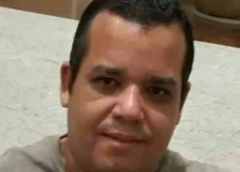 IDENTIFICADO HOMEM MORTO  EM ÔNIBUS NA ZONA OESTE
