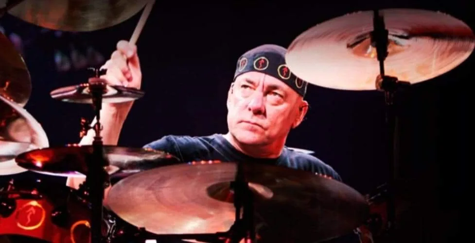 Neil Peart: faleceu o lendário baterista do Rush