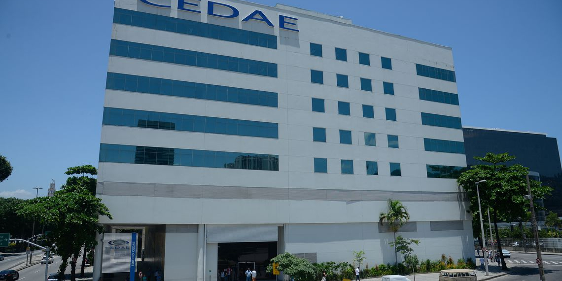 Governo do Rio quer conceder Cedae à iniciativa privada ainda este ano