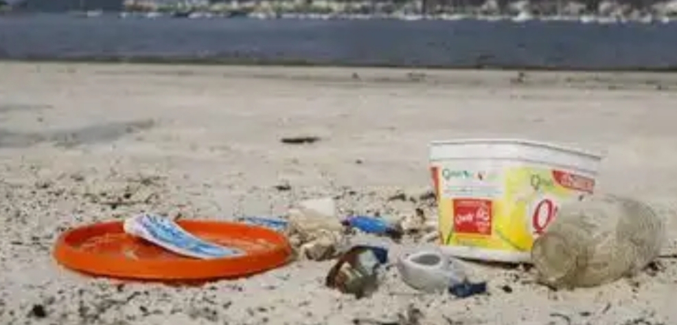 Rio fará campanha para reduzir poluição nas praias