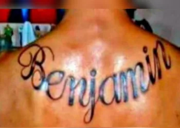 Homem tatua nome do filho e descobre que não é o pai da criança