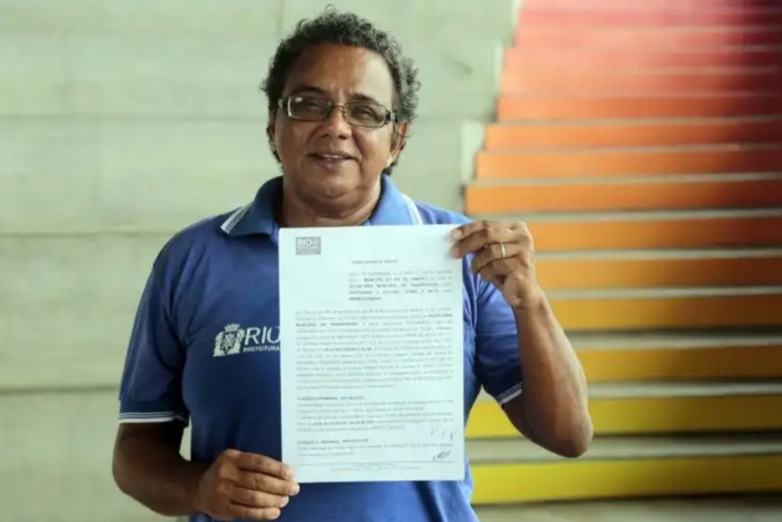 Prefeitura renova contrato de 179 permissionários de vans até 2022