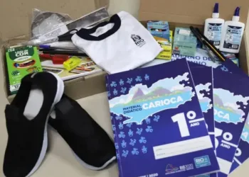 Ano letivo na rede municipal do Rio começa com 55 mil novos alunos