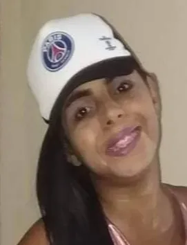 Jovem foi a bloco de carnaval e está desaparecida!! Família pede ajuda